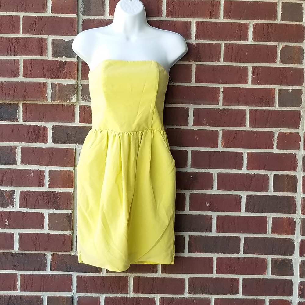 Rachel Roy stunning strapless yellow dress